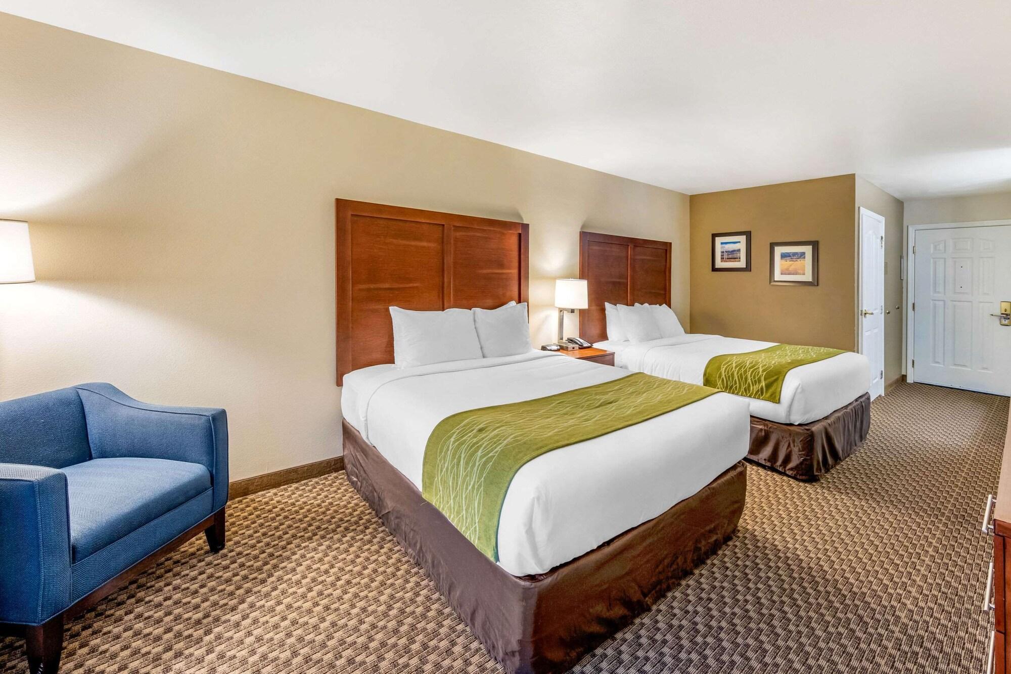 Comfort Inn & Suites Lancaster Antelope Valley Екстер'єр фото