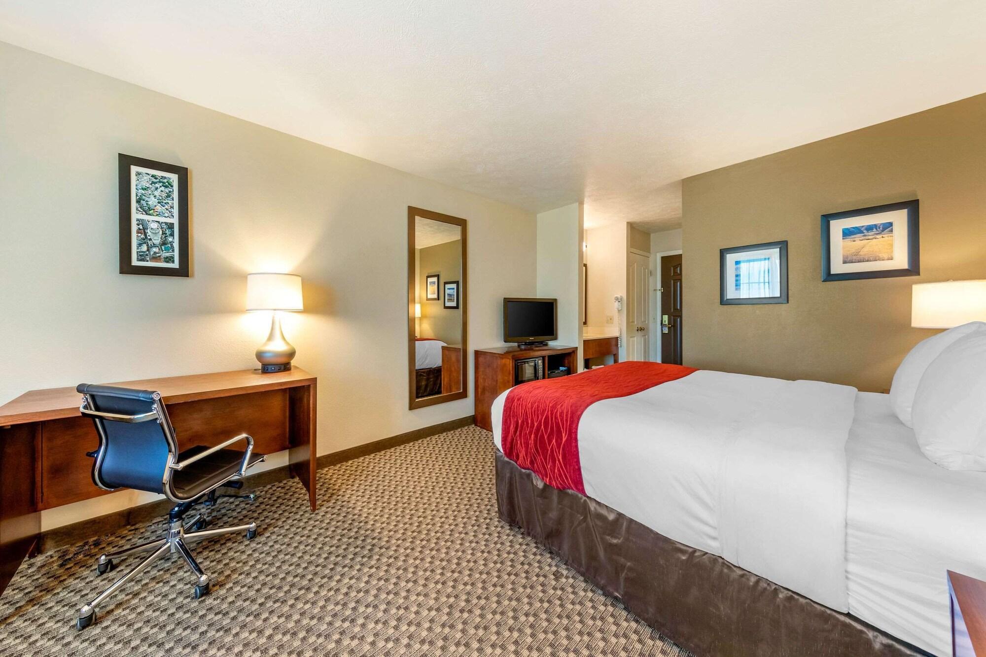 Comfort Inn & Suites Lancaster Antelope Valley Екстер'єр фото
