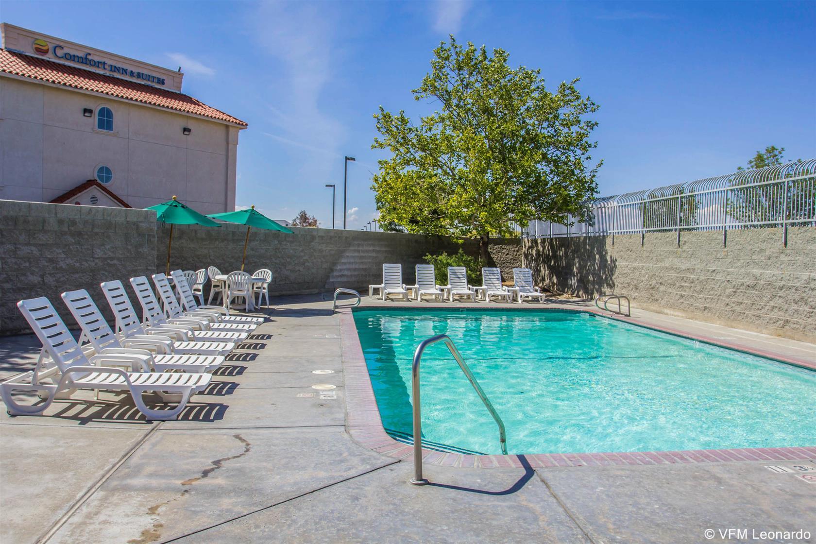 Comfort Inn & Suites Lancaster Antelope Valley Екстер'єр фото